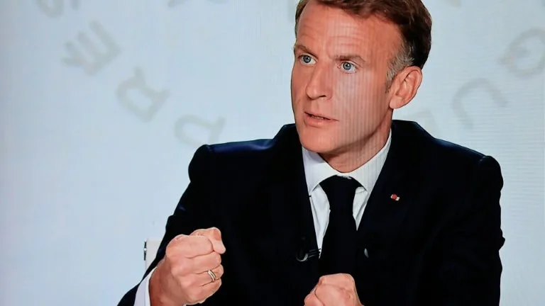 VIOLENCES DU 17 OCTOBRE: EMMANUEL MACRON S’ADRESSERA AUX FRANÇAIS CE DIMANCHE SOIR