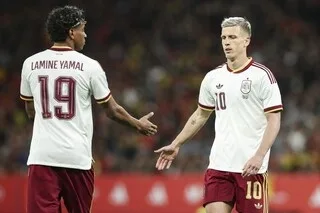 COUPE DU MONDE. AVANT LE QUART DE FINALE ENTRE L’ESPAGNE ET LA BELGIQUE, DANI OLMO VANTE LES MÉRITES DE LAMINE YAMAL