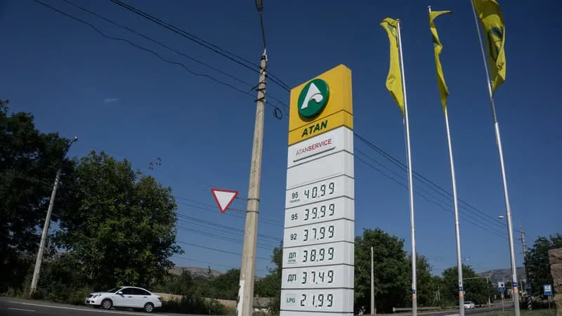 APRÈS DES ATTAQUES DE DRONES UKRAINIENS SUR DES INFRASTRUCTURES PÉTROLIÈRES, LA CRIMÉE SUSPEND LA DISTRIBUTION DE CARBURANT