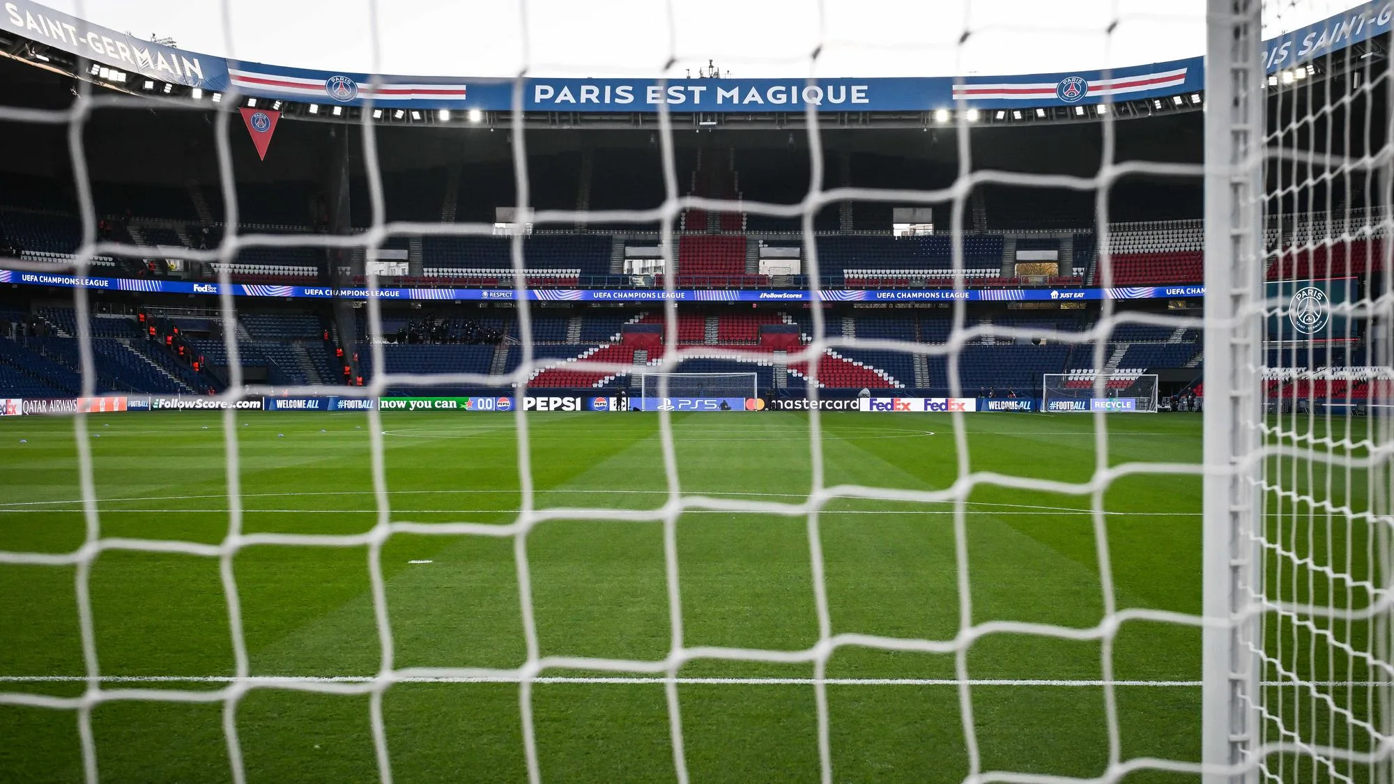 LE PSG DOIT RENONCER AU PARC DES PRINCES POUR LA PREMIÈRE JOURNÉE DE LIGUE 1 CONTRE LE STADE RENNAIS