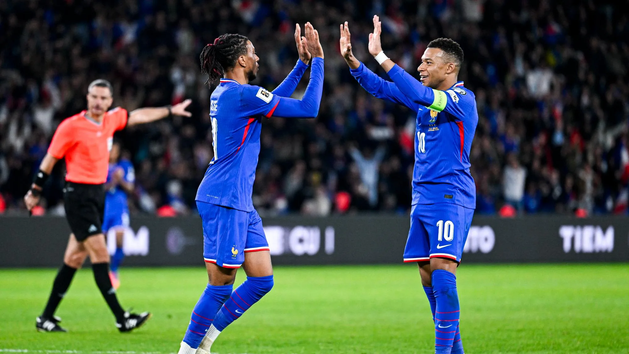 FRANCE-CÔTE D’IVOIRE : POURQUOI TF1 DIFFUSE LE MATCH ALORS QUE M6 RETRANSMET LA COUPE DU MONDE
