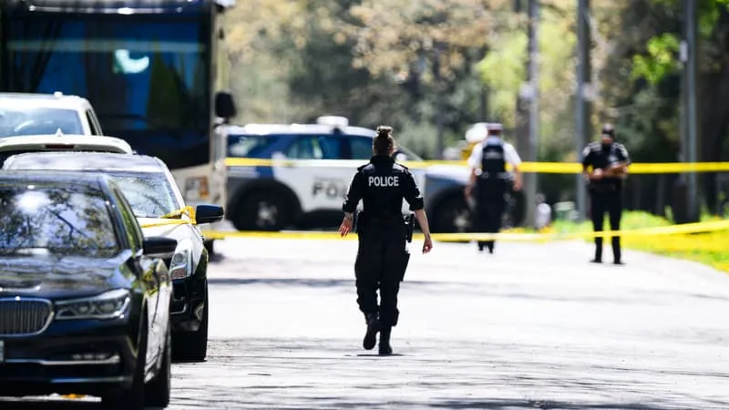 UN ADOLESCENT PROCHE DE LA MOUVANCE NÉO-NAZIE ARRÊTÉ AU CANADA ALORS QU’IL PLANIFIAIT UNE ATTAQUE CONTRE UNE ÉCOLE AVEC UNE IA