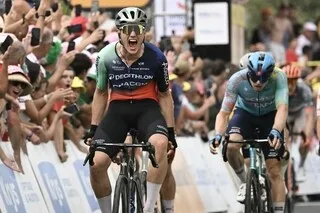 CYCLISME. OLAV KOOIJ REMPORTE LA 3E ÉTAPE DU TOUR DE GRANDE-BRETAGNE ET RÉCOMPENSE LE GROS TRAVAIL D’ÉMILIEN JACQUELIN