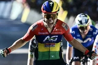 TOUR DE FRANCE FEMMES. CETTE FOIS, KIM LE COURT-PIENAAR A TROUVÉ L’OUVERTURE