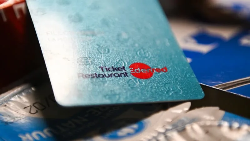 TICKETS-RESTAURANTS: BIENTÔT UN PLAFOND DE SEULEMENT 15 EUROS AU SUPERMARCHÉ?