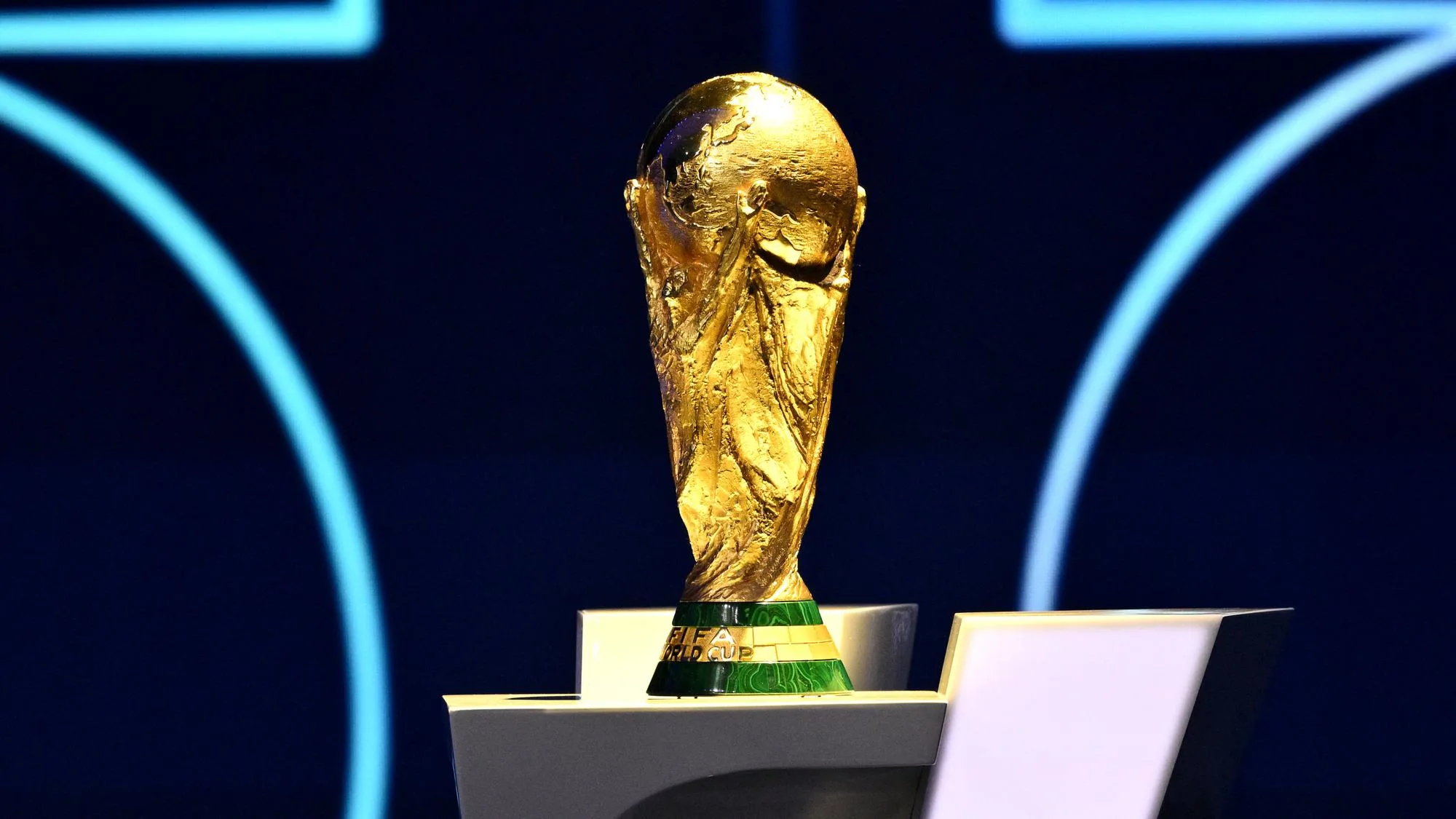 POURQUOI LA COUPE DU MONDE 2026 SERA LA PLUS POLLUANTE DE L’HISTOIRE (ET PAS QU’UN PEU)