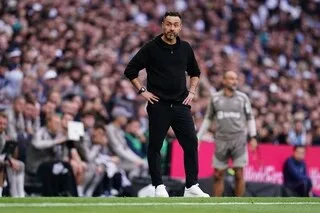 PREMIER LEAGUE. « LA MENTALITÉ NE S’ACHÈTE PAS » : DE ZERBI POINTE UN ÉTAT D’ESPRIT DÉFAILLANT AU SEIN DE SON ÉQUIPE