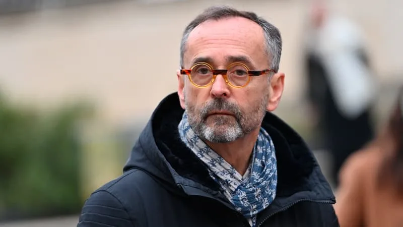 « MA LANGUE A FOURCHÉ »: ROBERT MÉNARD VISÉ PAR UNE PLAINTE POUR DIFFAMATION DÉPOSÉE PAR L’ALGÉRIEN SOUS OQTF QU’IL AVAIT REFUSÉ DE MARIER