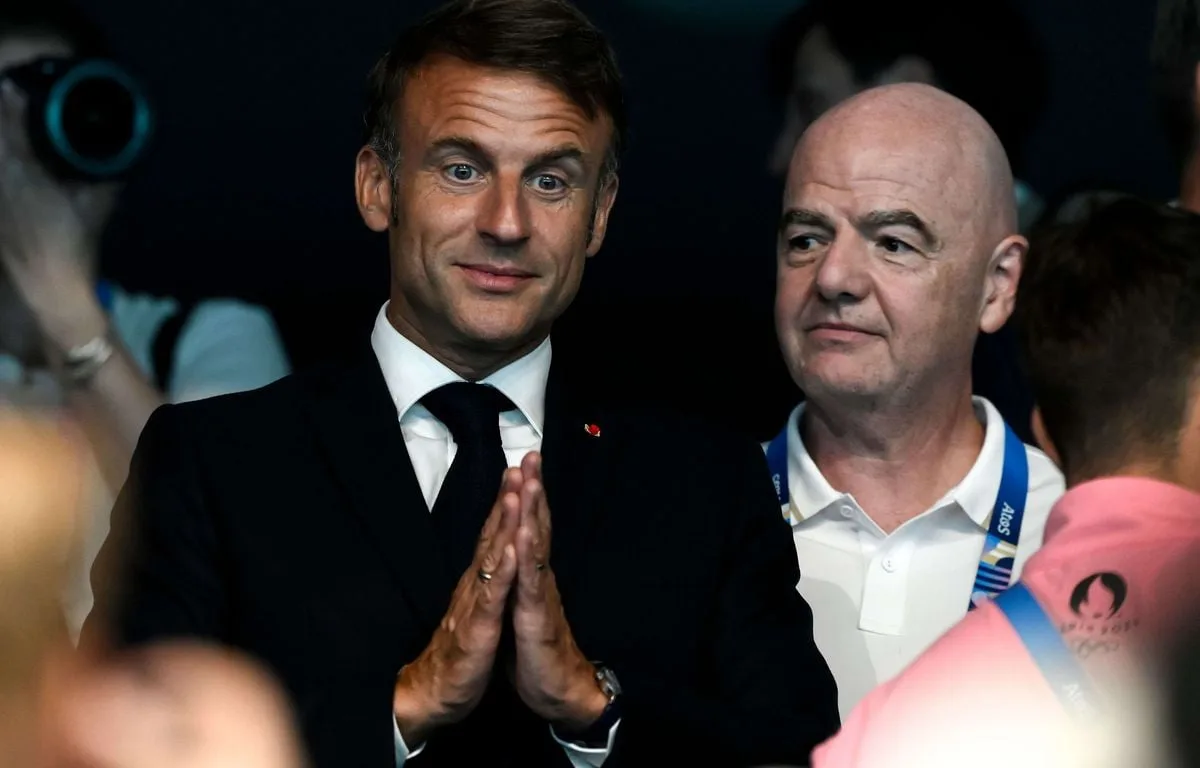 CRISE À LA FIFA : EMMANUEL MACRON A CONTRIBUÉ À METTRE UN COUP DE PRESSION À GIANNI INFANTINO, PLUS FRAGILISÉ QUE JAMAIS