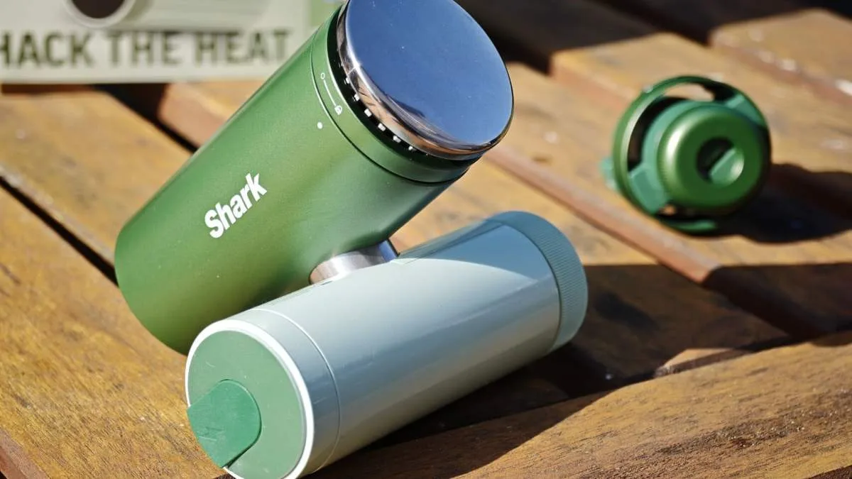 L’UN DES MEILLEURS REMPARTS CONTRE LA CANICULE, C’EST CE VENTILATEUR 3-EN-1 DE POCHE À MOINS DE 110 €