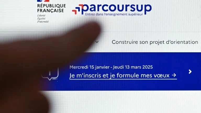 PROPOSITION UNIQUE, TIRAGE AU SORT, OPACITÉ DES CRITÈRES… POURQUOI PARCOURSUP AVAIT FINI PAR REMPLACER « ADMISSION POST BAC »