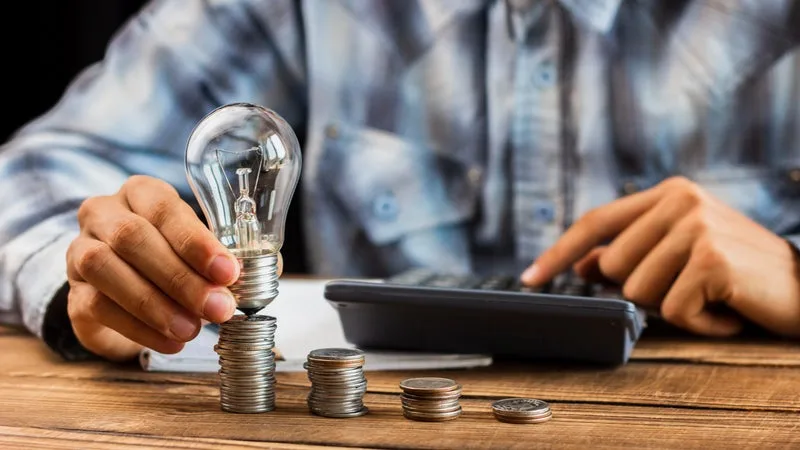 ELECTRICITÉ: QUELLES SONT VOS NOUVELLES HEURES CREUSES ET À QUELLE DATE SERONT-ELLES EN PLACE? CET OUTIL VOUS PERMET DE LE SAVOIR