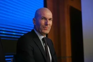 ÉQUIPE DE FRANCE. LE STAFF DE ZINÉDINE ZIDANE DEVRAIT ENCORE ÉVOLUER : UN ANCIEN DE 1998 PRESSENTI