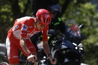 VUELTA 2026. TADEJ POGACAR EXPLOSE (ENCORE) DEUX RECORDS D’ASCENSION APRÈS SA DÉMONSTRATION À ANDORRE