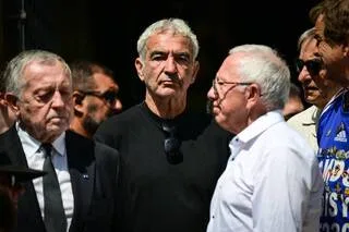 MERCATO. RAYMOND DOMENECH APPELLE À LA SUPPRESSION LES TRANSFERTS DANS LE FOOTBALL !