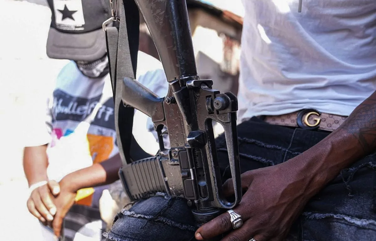 HAÏTI : AU MOINS 2.300 MORTS, VIOLS, PILLAGES… LE PAYS EST RAVAGÉ PAR LA VIOLENCE DES GANGS, ALERTE L’ONU