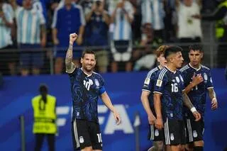 COUPE DU MONDE. L’ARGENTINE RÉALISE UN SANS-FAUTE APRÈS SA VICTOIRE CONTRE LA JORDANIE, LIONEL MESSI ENCORE BUTEUR
