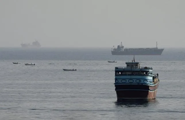 L’IRAN DIT AVOIR TROUVÉ UN ACCORD AVEC OMAN POUR ROUVRIR LE DÉTROIT D’ORMUZ
