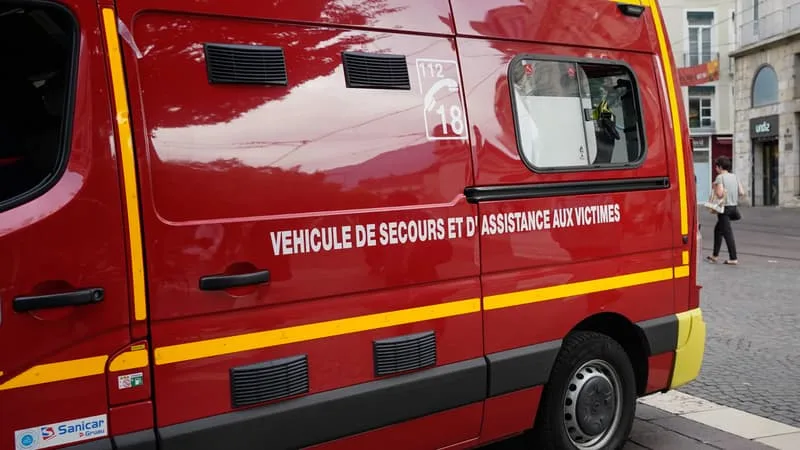 AUDE: TROIS BLESSÉS DANS UNE DOUBLE EXPLOSION LORS DES PRÉPARATIFS D’UN FEU D’ARTIFICE