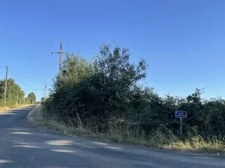 « SON TRACTEUR AURAIT BASCULÉ DANS L’ÉTANG » : UN HOMME DE 58 ANS MEURT EN MAINE-ET-LOIRE