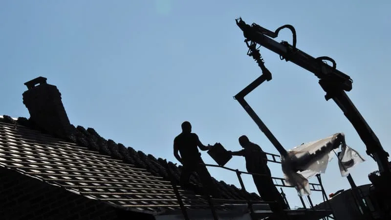 LES VENTES DE LOGEMENTS NEUFS AUX PARTICULIERS ONT ENCORE RECULÉ AU DEUXIÈME TRIMESTRE, DE PRÈS DE 5% PAR RAPPORT AU DÉBUT D’ANNÉE