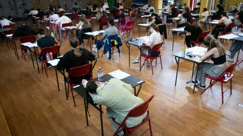 BAC 2026: CHATGPT, TÉLÉPHONE… QUE RISQUENT LES TRICHEURS?