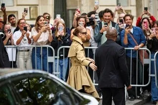 CÉLINE DION EST ARRIVÉE EN FRANCE, DEUX SEMAINES AVANT SES CONCERTS
