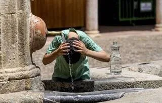 EN IMAGES. DE L’ESPAGNE À LA BELGIQUE, L’EUROPE SUBIT LA CANICULE
