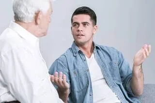 « LES VALEURS DE MON FILS ME DÉSOLENT » : COMMENT GARDER LE LIEN AVEC SES ENFANTS MALGRÉ LES DÉSACCORDS