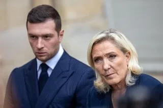 « IL FAUT LAISSER LA PLACE À JORDAN BARDELLA » : LES ÉLECTEURS DU RN TOURNENT DÉJÀ LA PAGE MARINE LE PEN