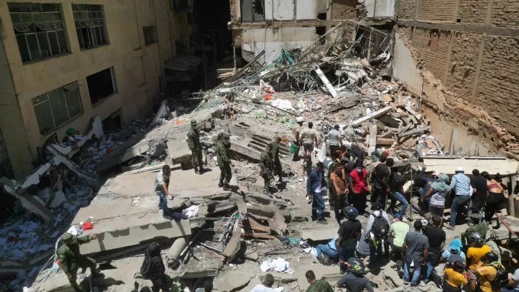 APRÈS LE PUISSANT SÉISME EN COLOMBIE, LE BILAN S’ALOURDIT AVEC PLUS DE 130 MORTS