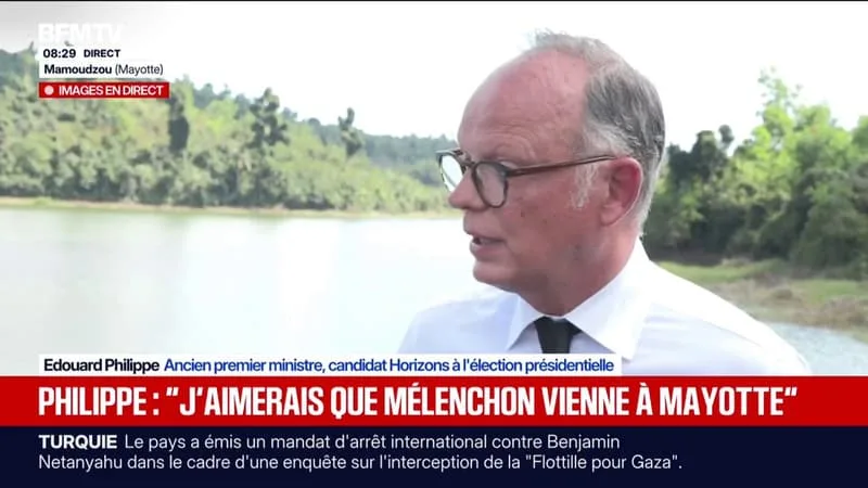 « J’AIMERAIS QU’IL VIENNE ET QU’IL CONSTATE QUE LA CRISE MIGRATOIRE EST PRÉGNANTE », RÉPOND ÉDOUARD PHILIPPE À JEAN-LUC MÉLENCHON À MAYOTTE