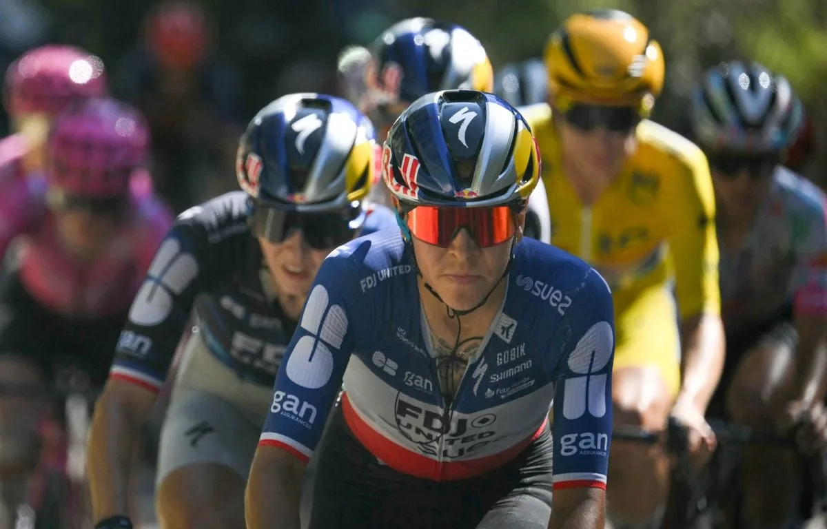 TOUR DE FRANCE FEMMES 2026 : « ELLE PEUT ÊTRE FIÈRE »… CÉLIA GERY SOUTENUE APRÈS AVOIR SUBI DES « MENACES DE MORT »
