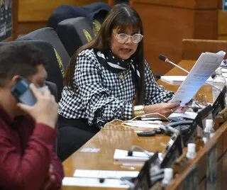 RACISME CONTRE KYLIAN MBAPPÉ : LA SÉNATRICE PARAGUAYENNE S’EXCUSE… PUIS MENACE L’ATTAQUANT, « S’IL SAIT LIRE »