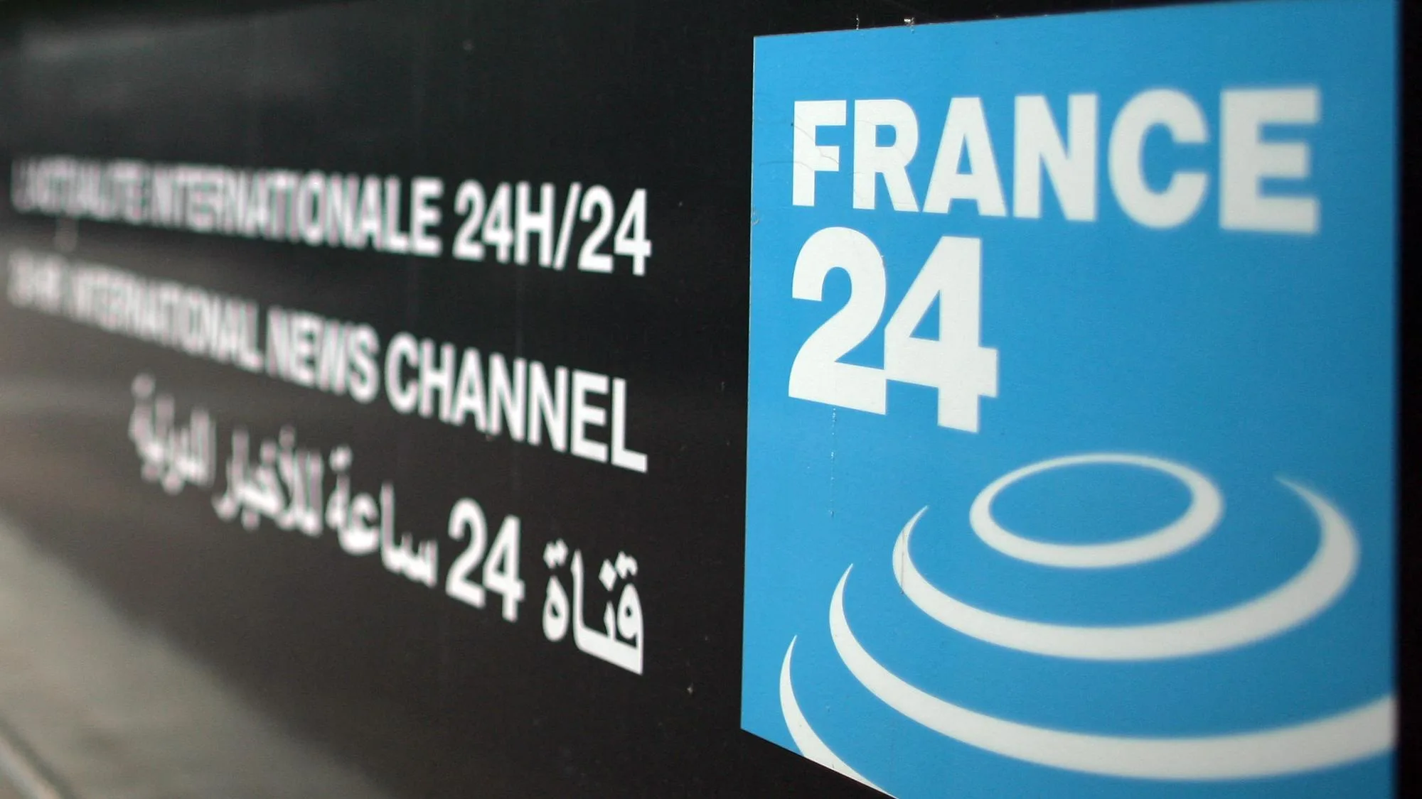 DES JOURNALISTES DE FRANCE 24 DÉNONCENT UNE « INTIMIDATION » APRÈS UNE QUESTION SUR LA TRIBUNE ANTI-BOLLORÉ