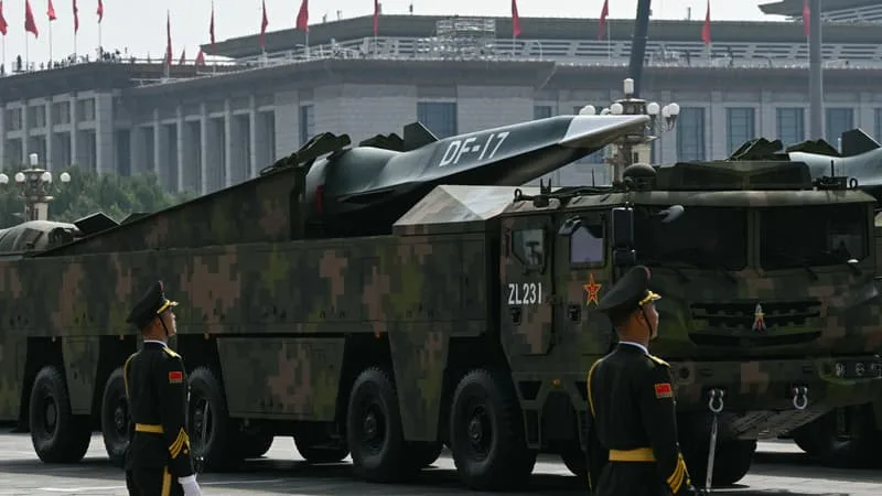 À LA MANIÈRE DES PREMIERS NAVIGATEURS: FACE AUX BROUILLAGES GPS, LA CHINE SE TOURNE « VERS LES ÉTOILES » POUR GUIDER SES MISSILES HYPERSONIQUES