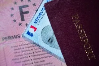 « UNE VIE FRANÇAISE… MAIS TOUJOURS PAS FRANÇAIS » : APRÈS 46 ANS EN FRANCE, IL DÉNONCE LE REFUS DE L’ADMINISTRATION