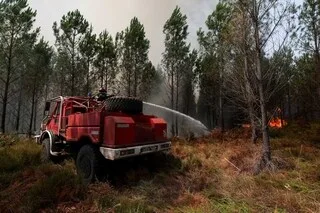 INCENDIES EN FRANCE ET EN EUROPE : LANDES, BELGIQUE, GRÈCE… LE POINT SUR LES FEUX TOUJOURS EN COURS