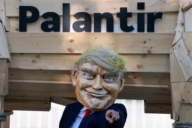 LA FRANCE DÉBRANCHE PALANTIR POUR SES SERVICES SECRETS, AU NOM DE LA SOUVERAINETÉ NUMÉRIQUE