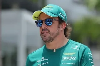 FORMULE 1. AVEC SA PROLONGATION, FERNANDO ALONSO ACCÈDE AU PODIUM DES MEILLEURS SALAIRES DE LA GRILLE