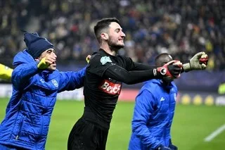 MERCATO STADE BRESTOIS. LE GARDIEN MATHIEU PATOUILLET EN DISCUSSIONS AVEC BREST POUR LE RÔLE DE DOUBLURE