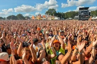 TARIF, HORAIRES, JAUGE, CAMPING… SIX CHOSES À SAVOIR SUR LE « SHOWCASE XXL » DE JUL, LE 24 AOÛT, EN MAYENNE