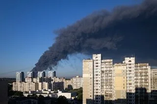GUERRE EN UKRAINE : AU MOINS 27 MORTS DANS UNE FRAPPE RUSSE SUR UN ENTREPÔT PRÈS DE KIEV