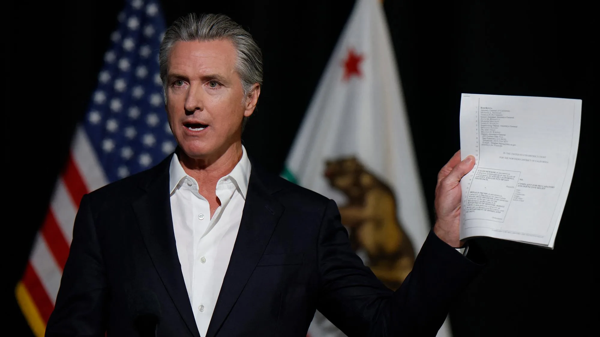 LE GOUVERNEUR DE CALIFORNIE ACCUSE TRUMP DE MENER UNE « VENDETTA PERSONNELLE » CONTRE SA FEMME ET SA FAMILLE