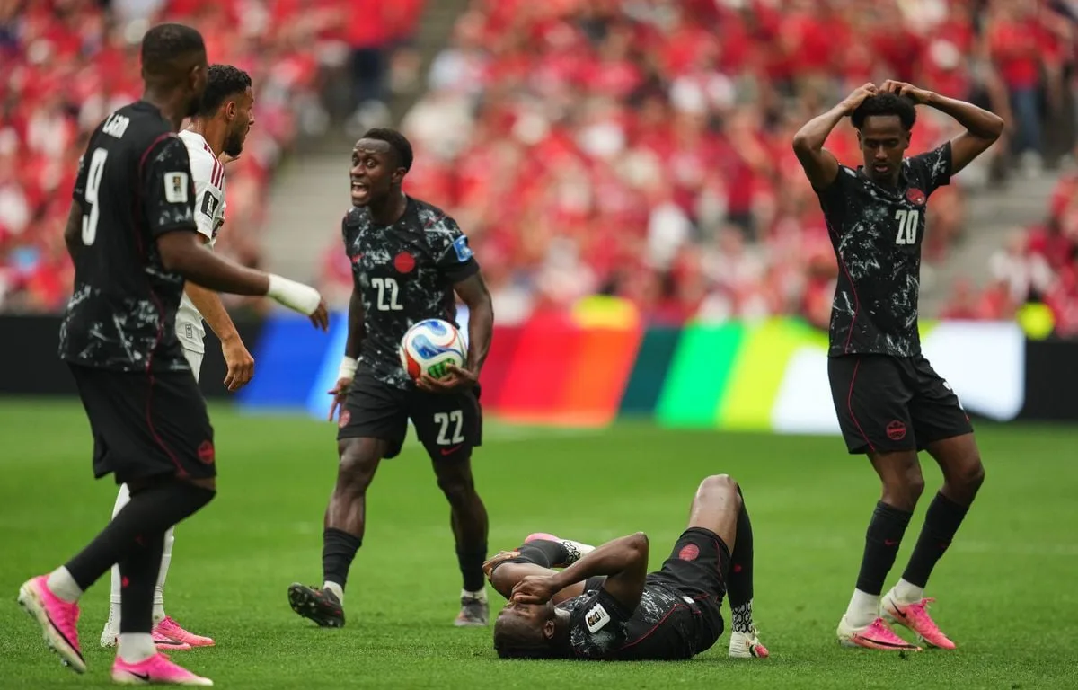 COUPE DU MONDE 2026 : HORRIBLE IMAGE DE LA JAMBE CASSÉE DE KONÉ ET BOULETTE DU GARDIEN SUD-CORÉEN… LE RÉCAP DE LA NUIT