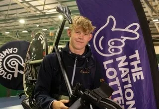 CYCLISME. DRAME SUR LE TOUR DU PORTUGAL, LE PETIT FRÈRE DE JOSHUA TARLING, FINLAY, EST MORT PERCUTÉ PAR UNE VOITURE
