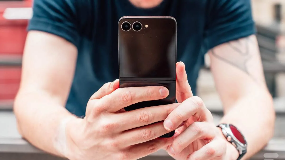 LA GALAXY Z FLIP 8 POURRAIT BIEN ÊTRE « LE DERNIER PLIABLE COMPACT » DE SAMSUNG