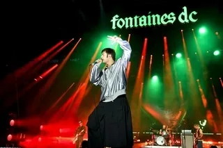 ROUTE DU ROCK. COMMENT FONTAINES DC EST DEVENU LE GROUPE DE ROCK DES ANNÉES 2020