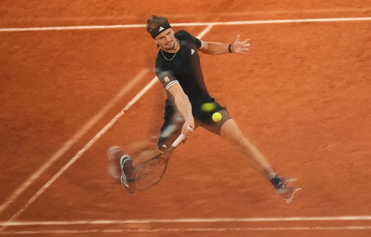 ROLAND-GARROS 2026 : SUR QUELLE CHAÎNE TV ET À QUELLE HEURE VOIR MENSIK-ZVEREV EN DEMI-FINALE ?