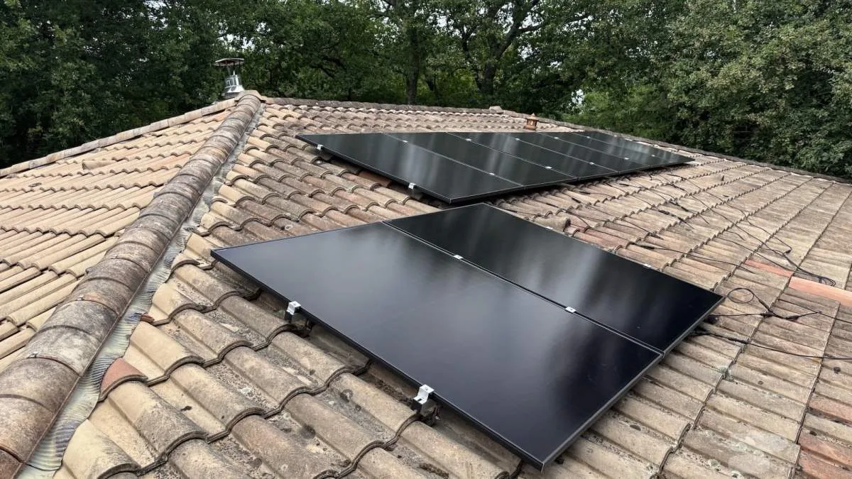 BOOM DU SOLAIRE : CE PHÉNOMÈNE INÉDIT QUI FAIT BASCULER LES PRIX DE L’ÉLECTRICITÉ SOUS LA BARRE DE ZÉRO